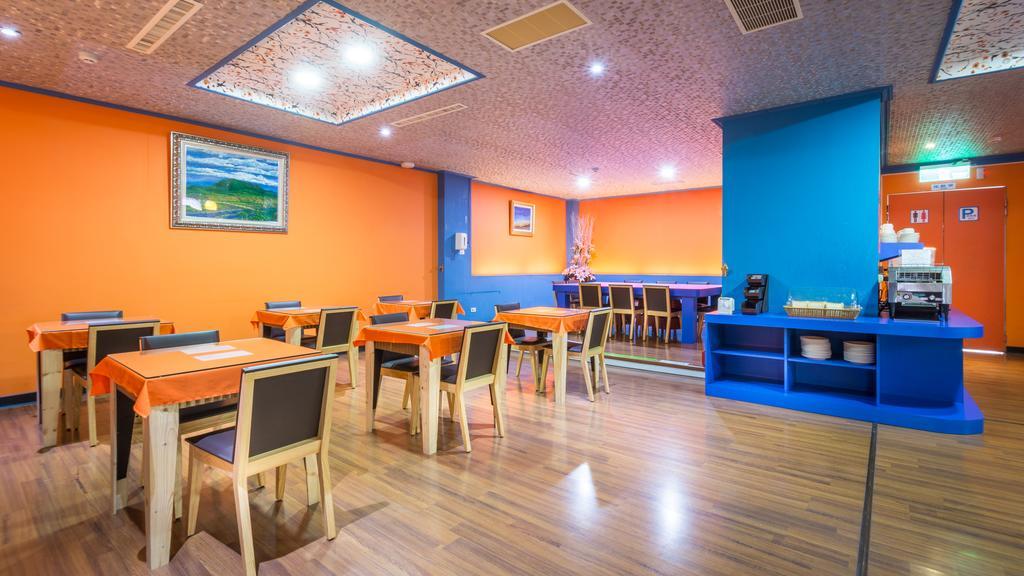 T'ai-tung 苹果商务旅店酒店 外观 照片