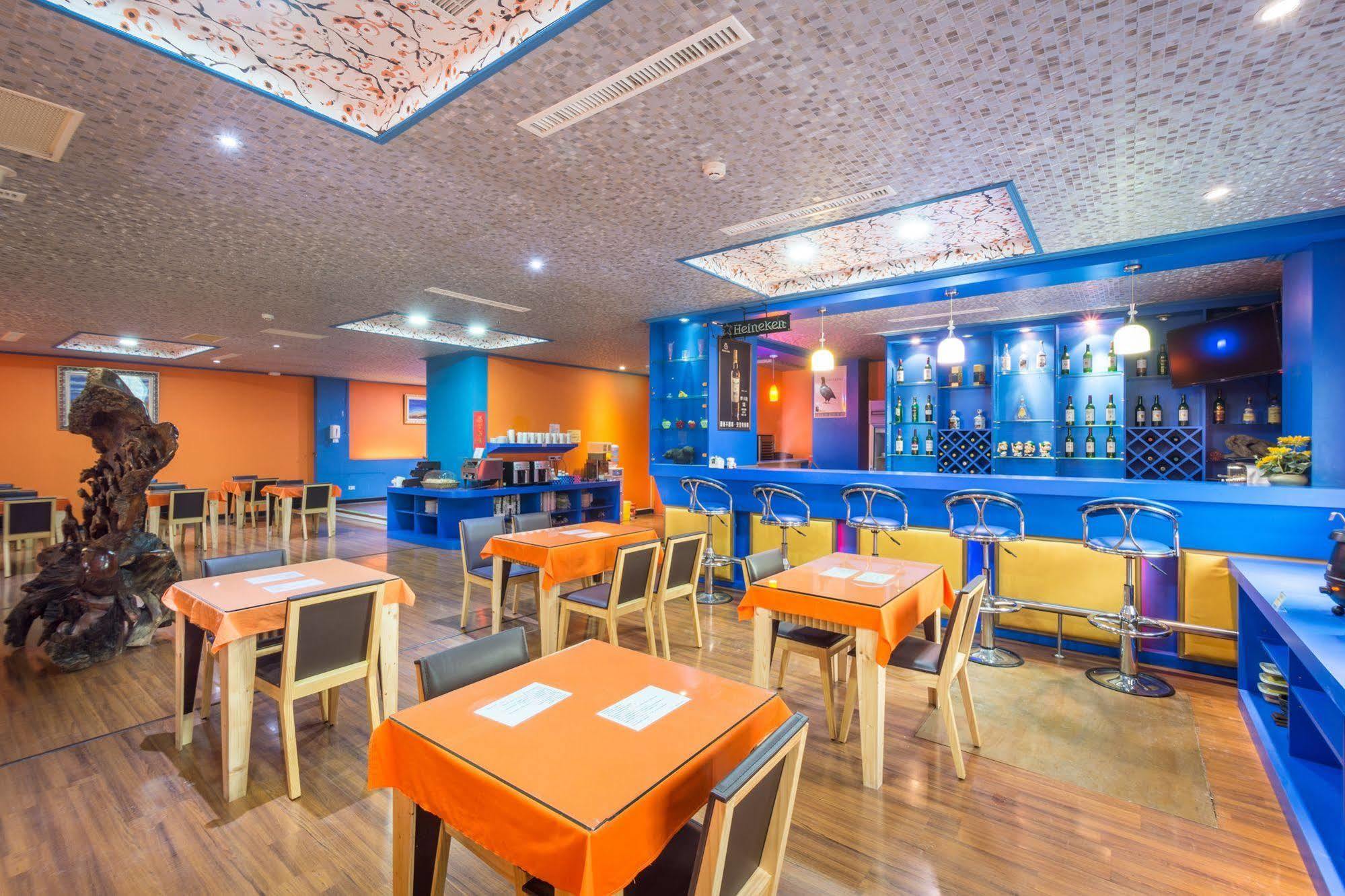 T'ai-tung 苹果商务旅店酒店 外观 照片